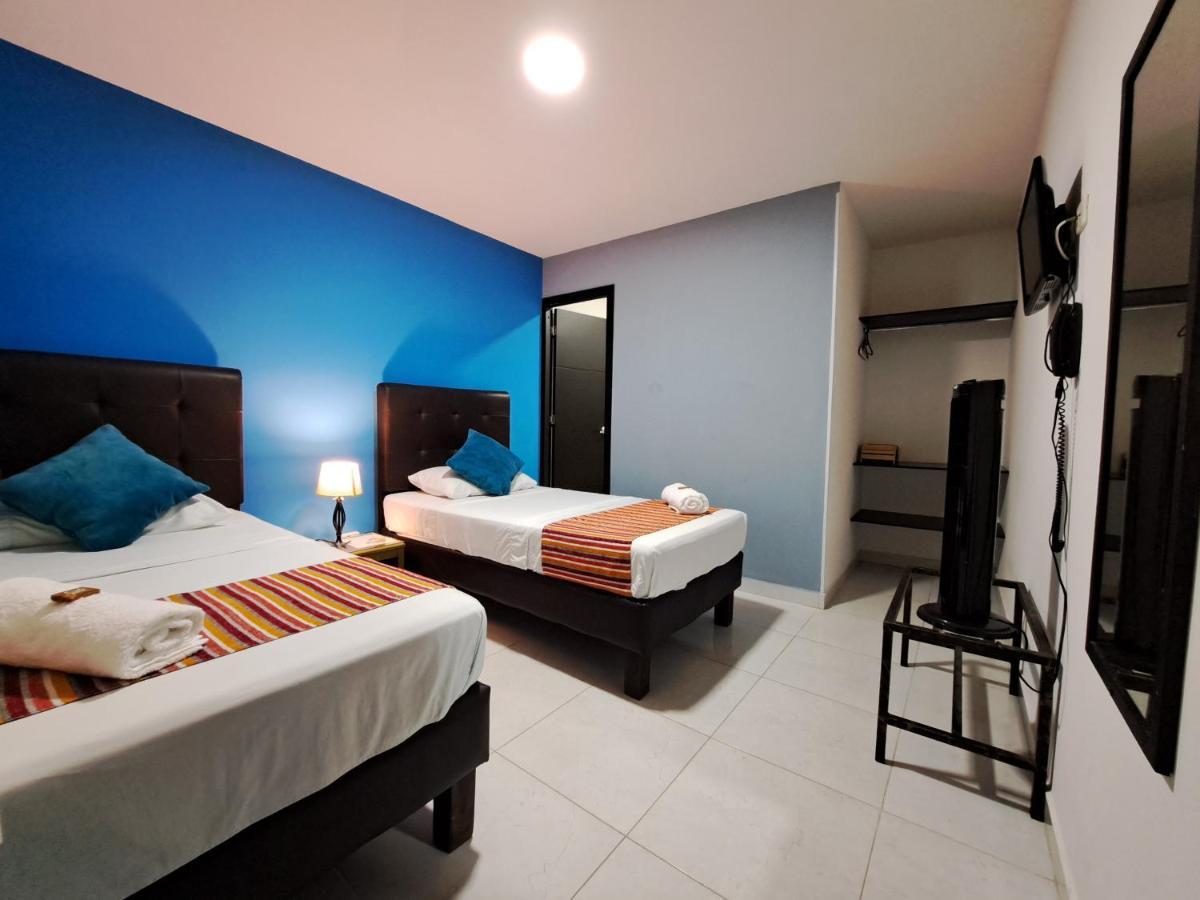 Hotel 9-25 Pereira Kültér fotó