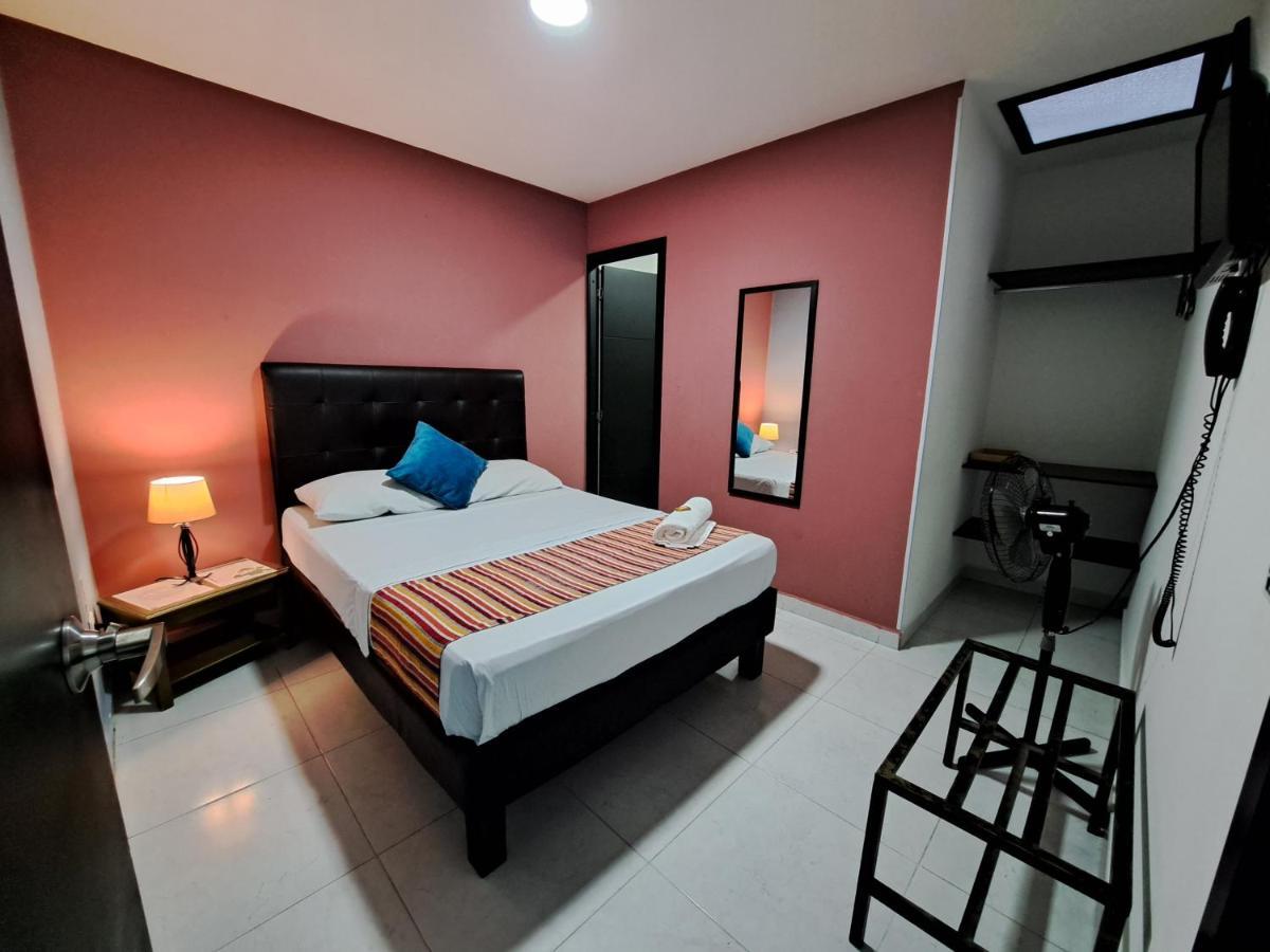Hotel 9-25 Pereira Kültér fotó